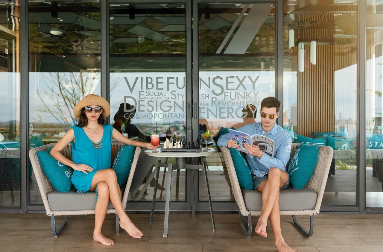 Cross Vibe Pattaya Seaphere Na Chom Thian Esterno foto